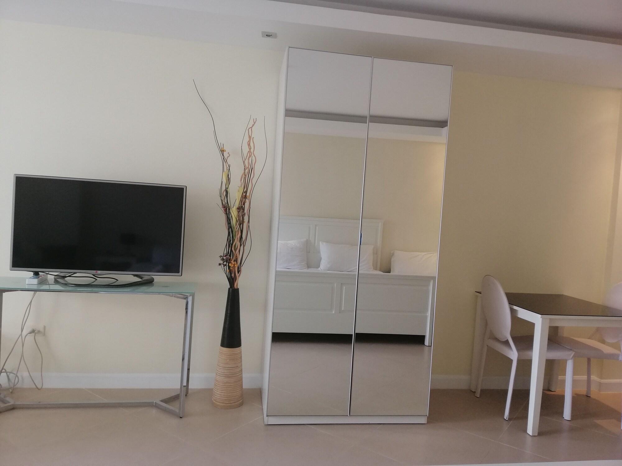 View Talay 6 Condominium By Honey Pattaya Exterior foto
